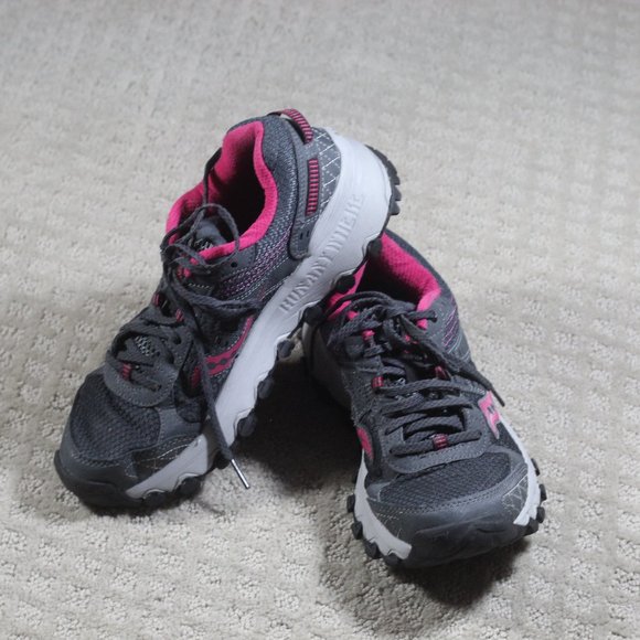 Saucony Size 7.5 Grid Charcoal Grey & Pink Sneakers S15427-5 - Picture 1 of 6